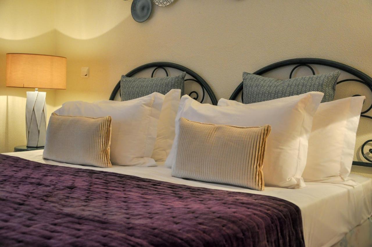 Casa Silwa - Chic 2Br Townhouse Duplex, 5Min To Beach & Pool Ferragudo  Ngoại thất bức ảnh